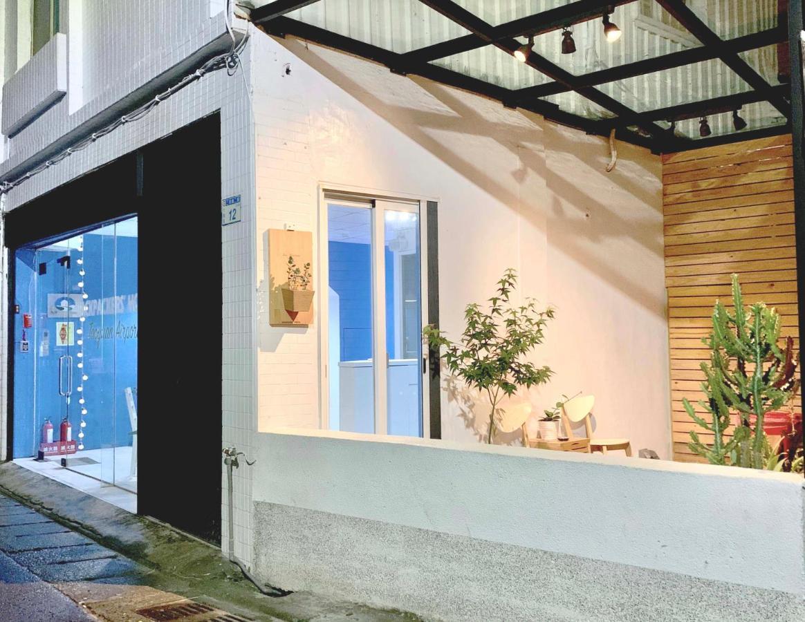Backpackers' Hostel Taoyuan Airport Eksteriør billede
